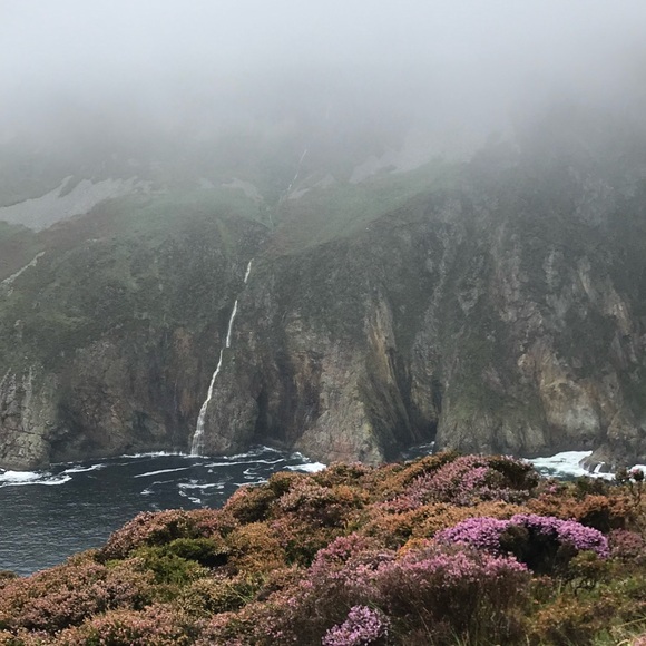 Up to 30% Off entire closet… don’t miss out! Make Me An Offer!! - Picture 12 of 15